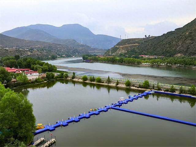 五彩斑斓的旅游大通道画卷