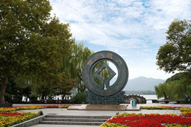 我跟男朋友在浙江杭州呆了一年，终于明白，为啥大家都来杭州了