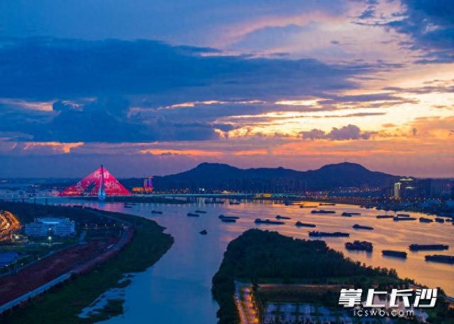 组图｜初伏雨后的绝美长沙