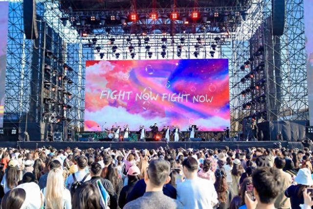 浦东打造亚洲户外演艺新标杆！上海中心城区大型户外音乐节首秀前滩体育公园