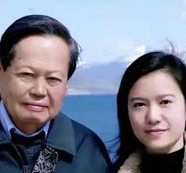 杨振宁给翁帆留下的遗产全面盘点：房产不是最值钱的