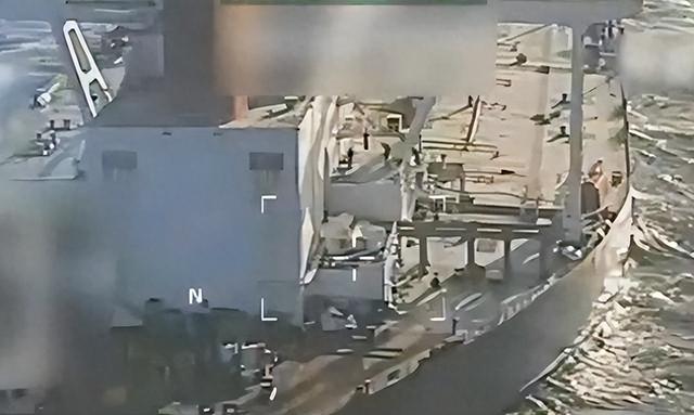 白送中国战略机遇：美军抢走30万吨大型油轮，特朗普算了一笔假账