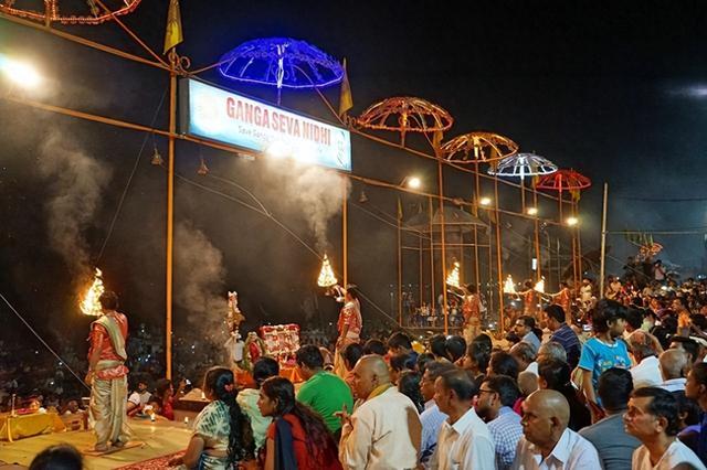 印度：让人爱恨交加的神奇国度，为什么有人着迷也有人望而却步？