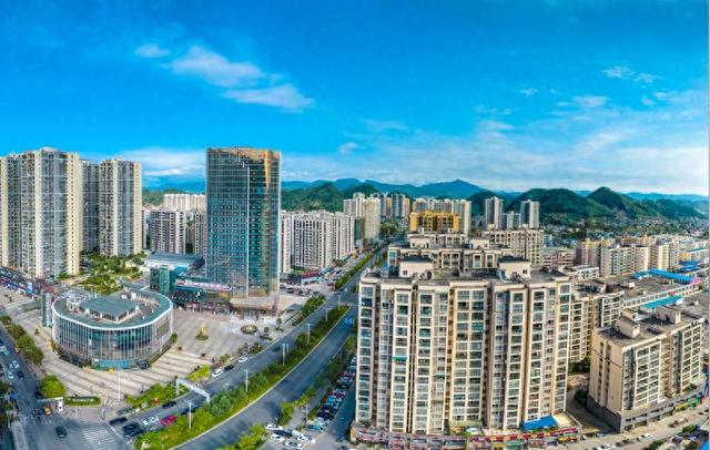 贵州金沙：双节期间文旅市场“热”力十足 安全祥和“游”刃有余