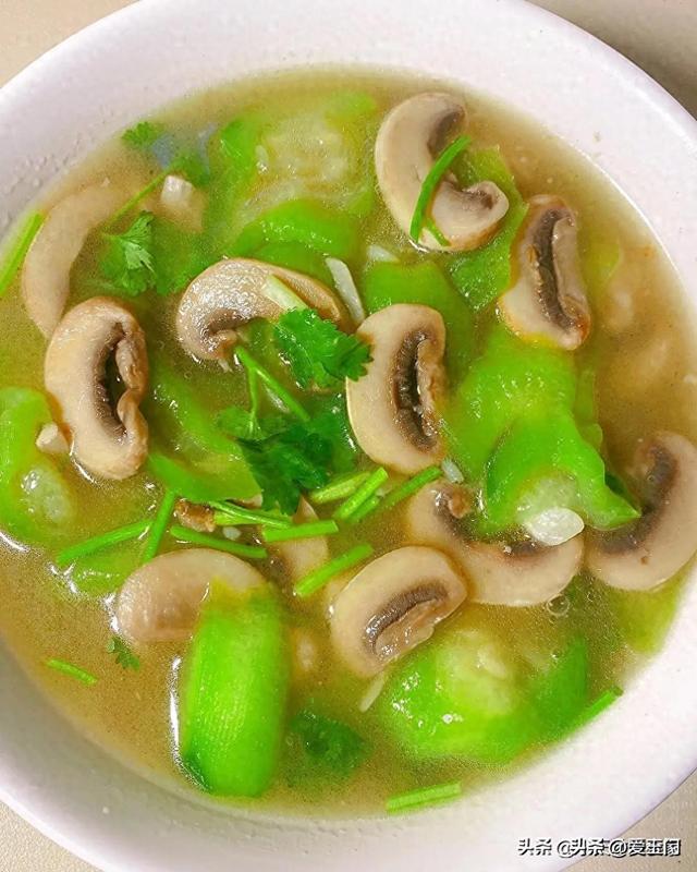 三伏天，多吃这几道菜，不放味精都鲜，清热去火，化湿解暑正当季