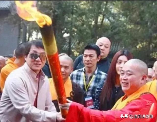 释永信刚被查，令人担心的事就发生了，著名央视主持人受到了牵连