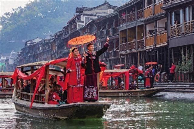 神秘湘西玩法由你