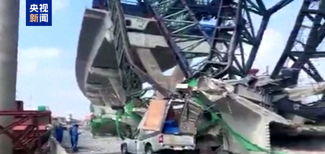 两天两起起重机倒塌事故，累计致34人死亡	，泰国总理阿努廷：为同一承包商，我为此震惊和难以置信！