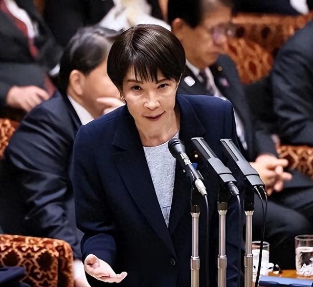 高市早苗反击方案已正式公布！动手前，日方当面质问中方一个问题