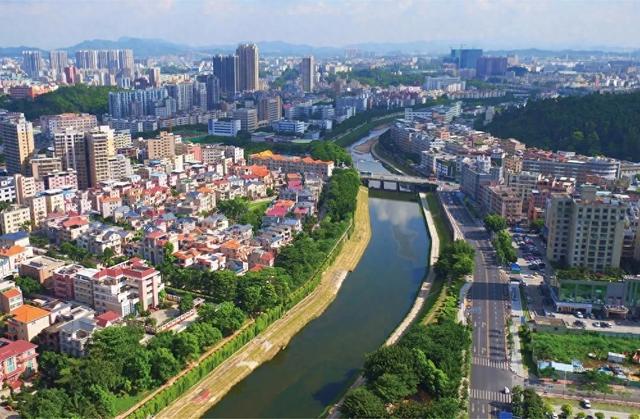 [广东 深圳市龙华区观湖街道]