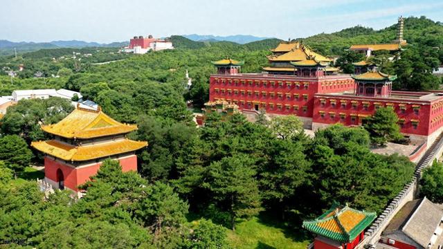 承德双桥区：皇家山水间的世外桃源，炎炎夏日的清凉秘境