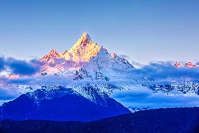 1991年中日两国17名登山精英一夜消失，七年后日记揭露恐怖真相