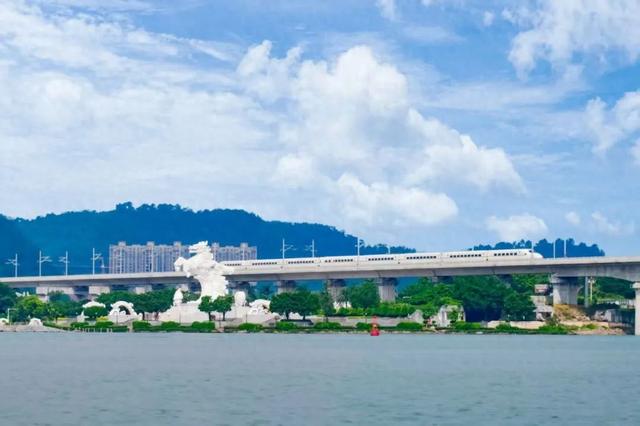 山水富路绵延长——“桂在交旅，山水之间有通途”采风活动掠影