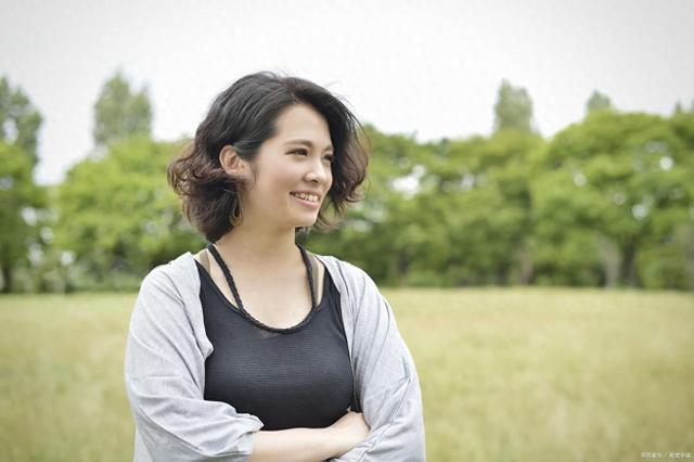 女性月经一般几天结束（月经一般来几天才算正常妇产科医生给出参考范围）
