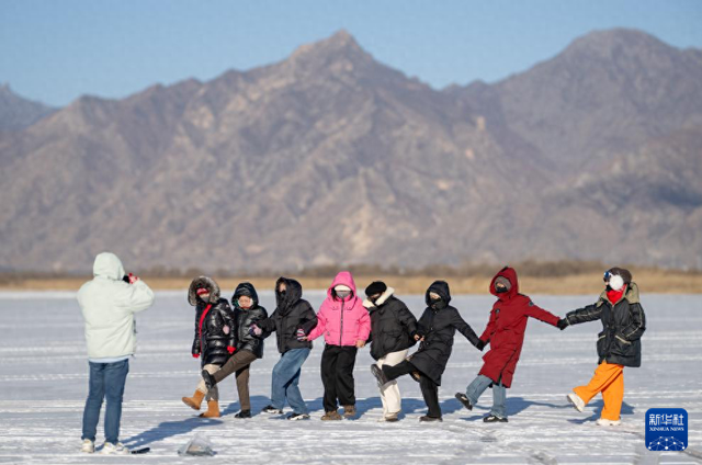 呼和浩特：冰雪搭台唱响文旅融合乐章