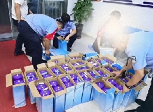 罪案现场34攻略（见到这种紫色保温壶）