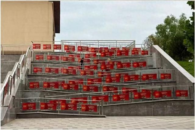 平遥古城拥抱高铁时代：卓越文旅愿景与尴尬出站体验之间的落差