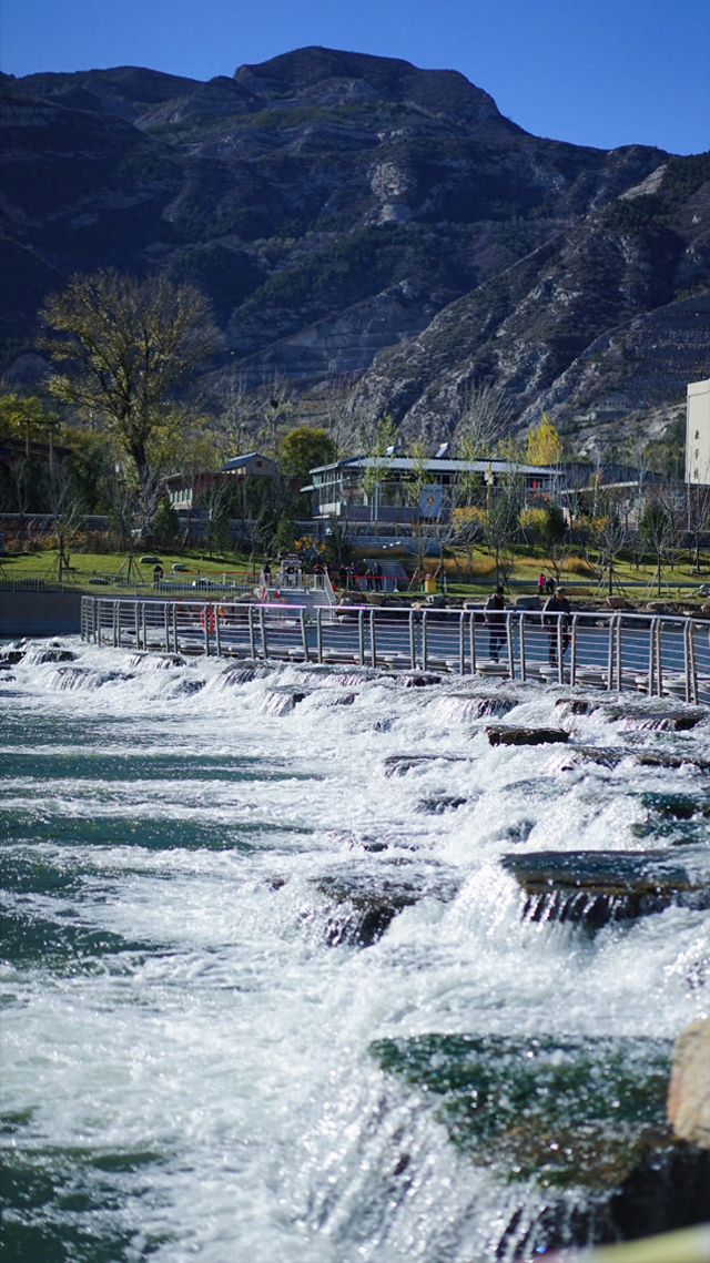 初冬遛娃好去处，太原新晋网红景区“老龙头”你来过吗？