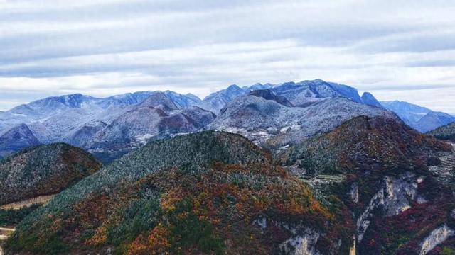 兰英大峡谷：雪染峰峦秋未央（多图）