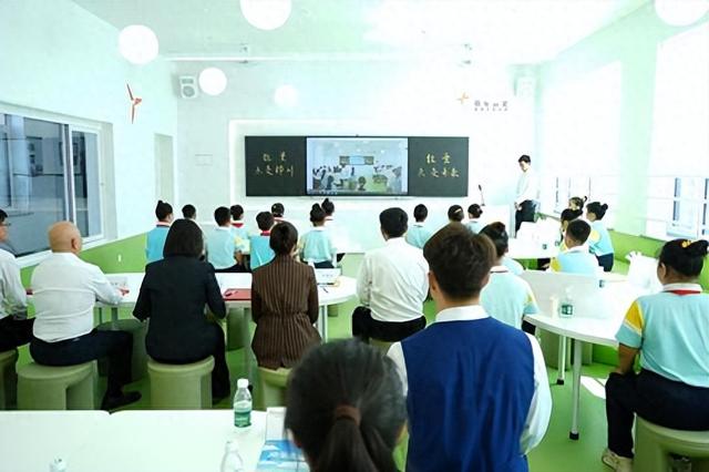 “能量教室”空降桦川 孩子们有了“魔法课堂”