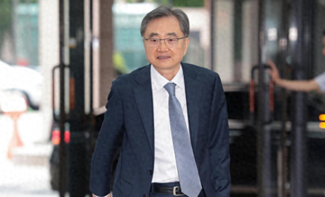 韩外长对中国说错话引发争议，关键时刻，李在明政府紧急澄清，希望中方不要误会，化解外交风波