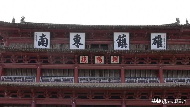 移动的星级酒店 邂逅千年古城！“熊猫专列”再度驶入建水