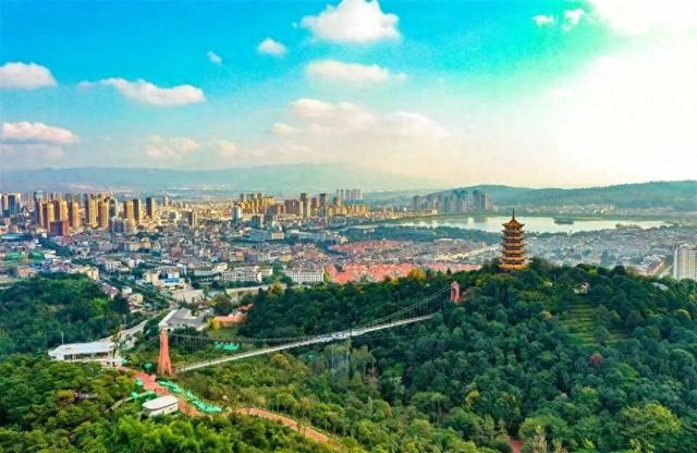 弥勒的快乐密码：景美，人暖，治安更赞！