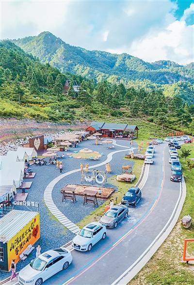 盛夏寻凉 文旅焕新