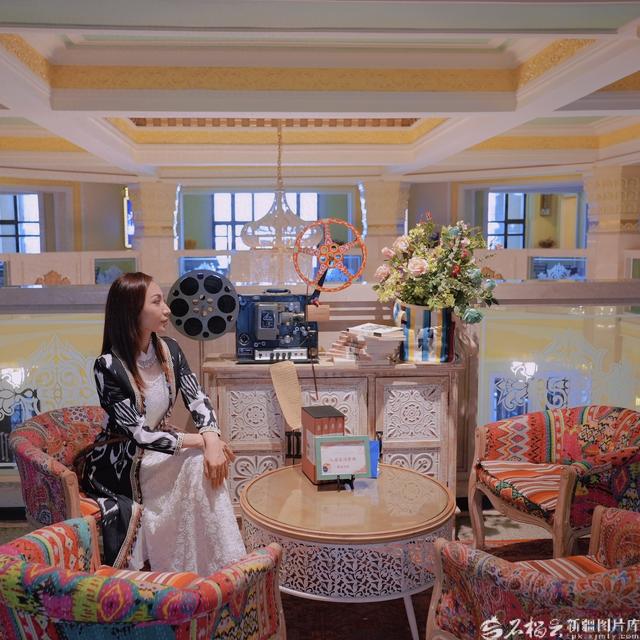 文化中国行丨近七旬“最美剧场”变身新地标  新疆人民剧场正青春