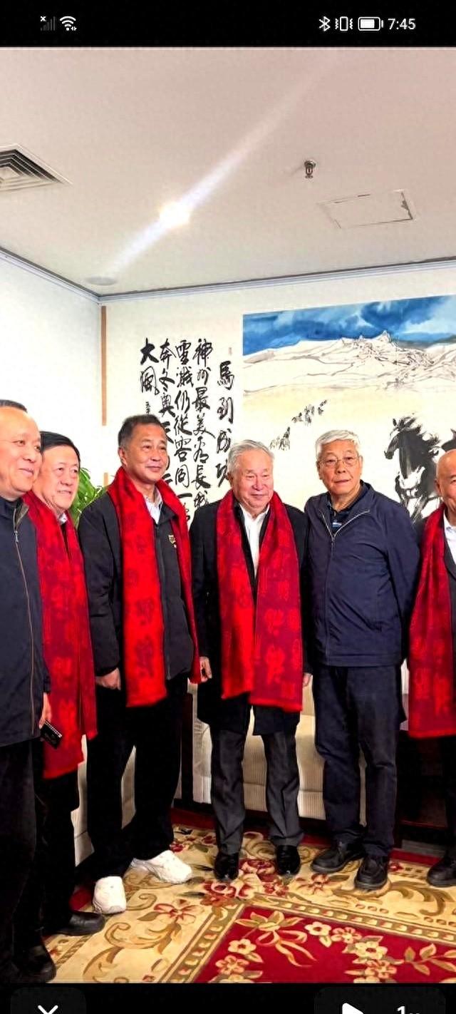 沈巍记156：沈巍一眼看出	，徐悲鸿的四喜图符合鼓励生宝宝的政策