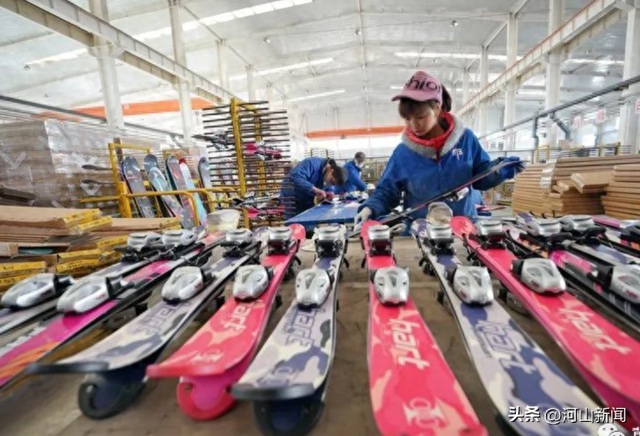 崇礼冰雪旅游度假区，赛后冰雪经济蓬勃发展！河北文旅一路繁花活力迸发