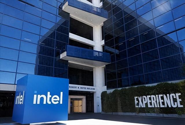 美媒：中国正将美国技术淘汰出局，美国芯片制造业的末日开始了