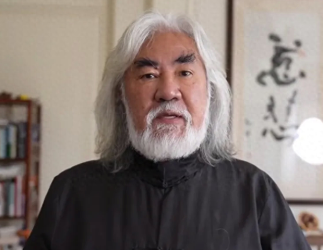 拔出萝卜带出泥，张纪中再迎噩耗，转移财产是冰山一角，麻烦大了