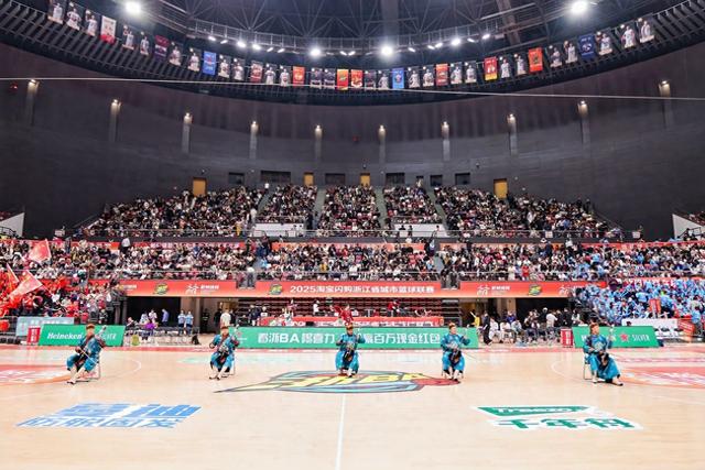 从高原到球场：海西州民族歌舞团在浙BA赛场展现跨越千里文化魅力