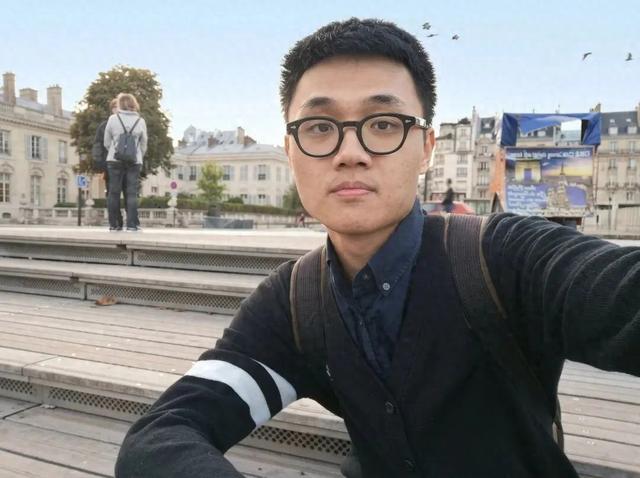 原阿里千问技术负责人林俊旸宣布创业，在上海创办了一家新的AI公司，方向是研究横跨数字世界和物理世界的下一代 Agent