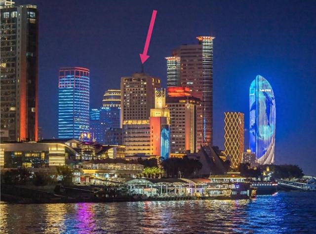 厦门海光大厦，建筑高度116米，距离地铁1号线镇海路站约733米