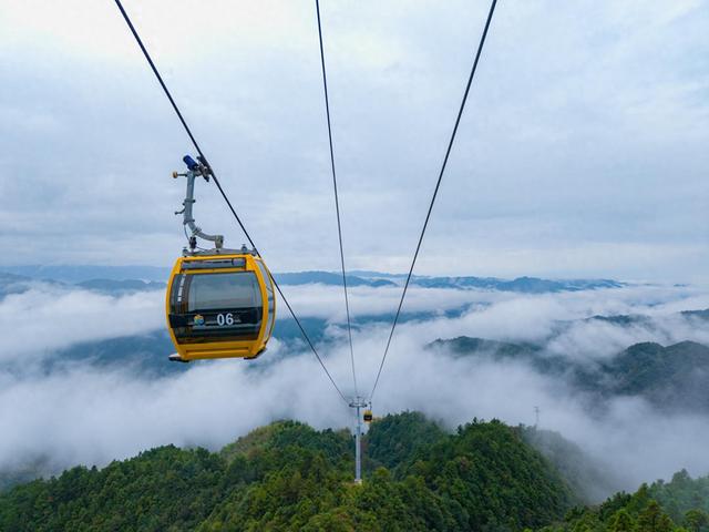 23分钟爬升380层楼！全国最长索道带你“飞”上雪峰山，怀化邵阳两地人可享亲情价