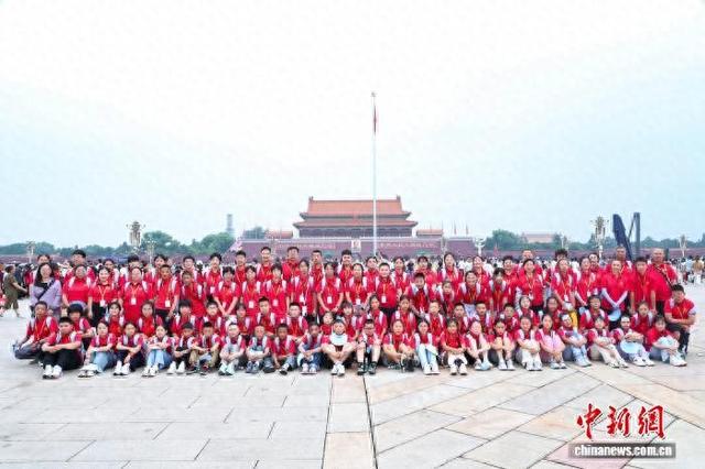 山的那边是什么？——“我爱北京天安门”夏令营侧记