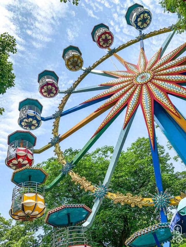 “北山街迪士尼”摩天轮开拆，明年3月升级回归