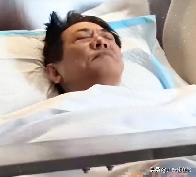 李连杰手术5天后，担心的事情发生了，5cm刀口也没换来大众同情