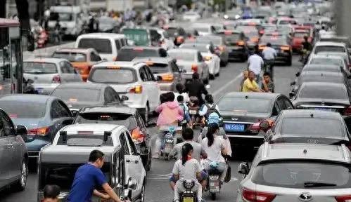 2500左右，这3款电动车续航100km起！通勤接娃全搞定，还开啥汽车