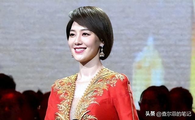 讨好大佬，陪睡上位，遭央视“开除”	，她身上的标签哪个才是真的