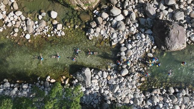 在“窝囊游”中重新定义旅行