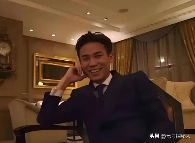2021年，他靠倒卖口罩一年狂入60亿元，住5万一夜酒店，如今咋样
