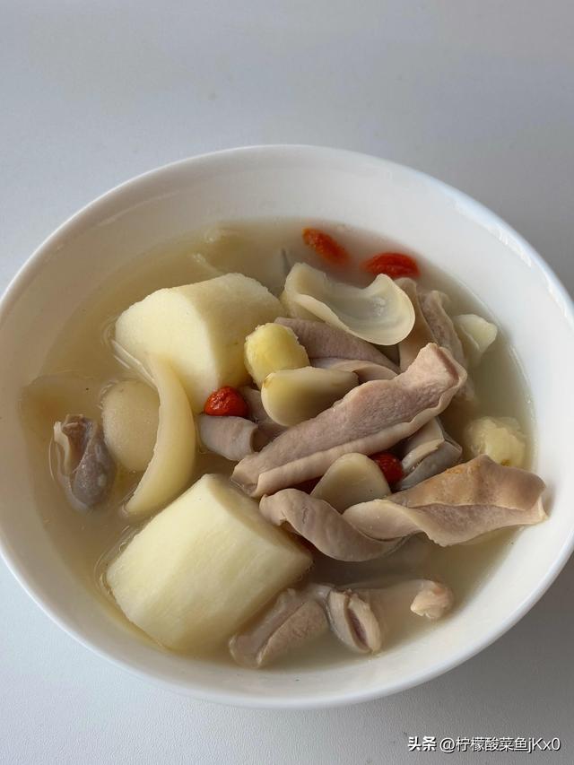 吃一斤它等于吃10只鸡，一降血脂、二降血糖	、三降胆固醇	，别不懂