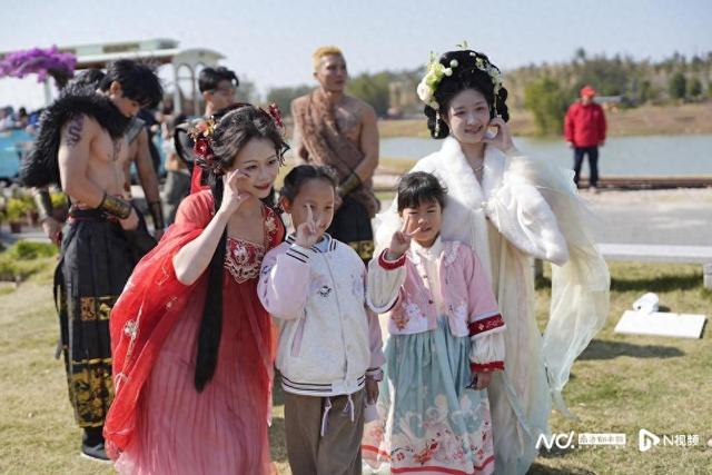 广东文旅元旦开门红，“景区NPC”成圈粉“利器”