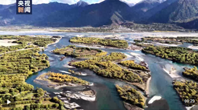 秋日限定皮肤上线 西藏雅尼湿地的山水诗画