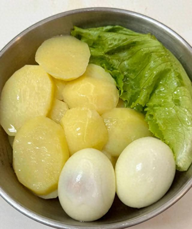 瘦50斤后终于悟了：避开这3类主食，体重下降竟如此简单！
