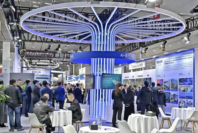 “能碳未来 绿动全球”第十七届无锡国际新能源展览会开展