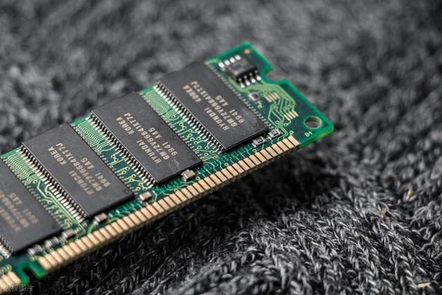 空间怎么样删除访问记录（别再删照片卸APP了这个内存清理大招）